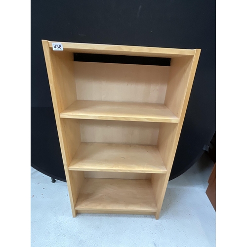 438 - MODREN PINE EFFECT BOOKCASE H42