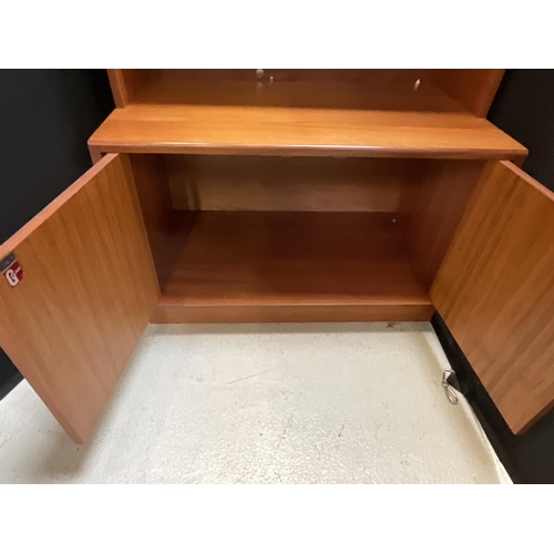 445 - BADGED G PLAN TEAK WALL CABINET WITH OPEN SHELVES TO DRINKS CABINET BELOW AND BASE WITH 2 DOORS H78