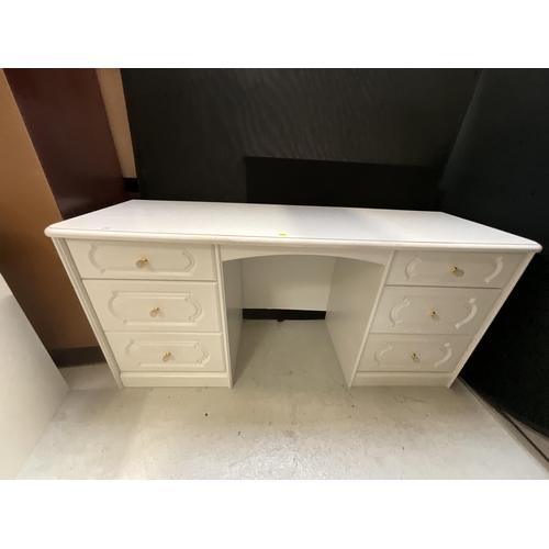 457 - MODERN WHITE KNEEHOLE PEDESTAL DRESSING TABLE H28