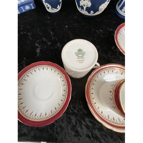 82 - BOX OF CHINA TO INCLUDE COLLECTION OF JASPER WEDGEWOOD, AYNSLEY INDIAN TREE ETC SOME A/F