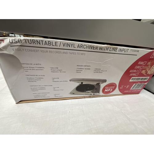 96 - ION USB TURNTABLE IN BOX