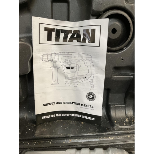 59 - TITAN 1500W SDS HAMMER DRILL COMPLETE WITH BITS AND CASE