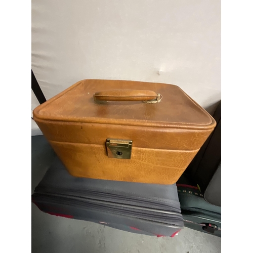 136 - QTY OF SUITCASES VANITY CASE ETC