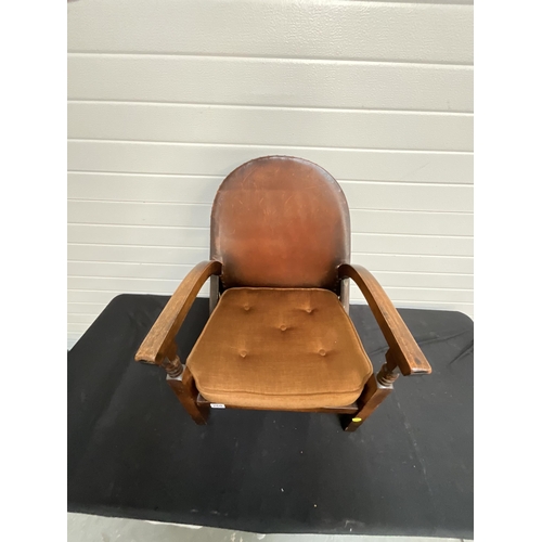 260 - VINTAGE OAK ARMCHAIR WITH FITTED CUSHION