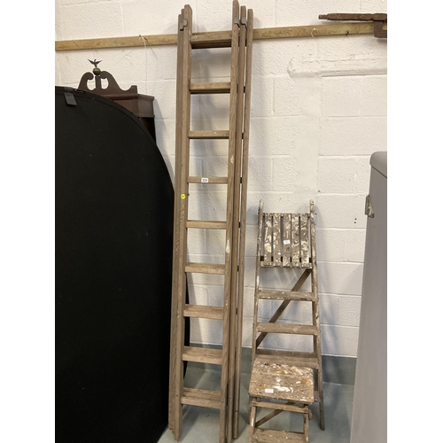 225 - TRIPLE WOODEN EXTENDING LADDER AND 2 STEP LADDERS