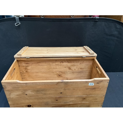 312 - MODERN PINE BLANKET/TOY BOX H14