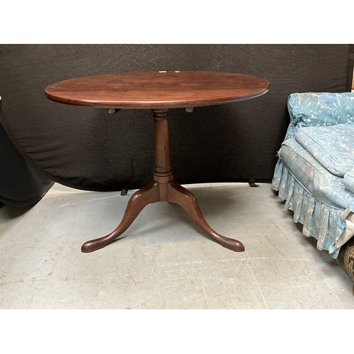 324 - GEORGIAN MAHOGANY TIP TOP PEDESTAL TRIPOD TABLE H28