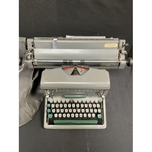 350 - VINTAGE REMINGTON IMPERIAL TYPEWRITER