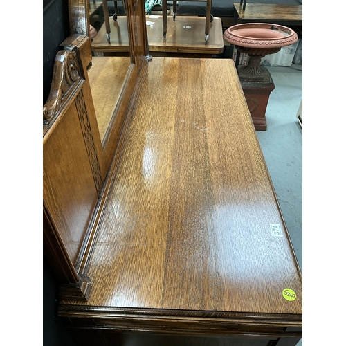 374 - VINTAGE OAK MIRROR BACKED SIDEBOARD WITH CENTRAL MIRROR TO BACK AND 2 DRAWERS OVER 2 DOORS ON TURNED... 