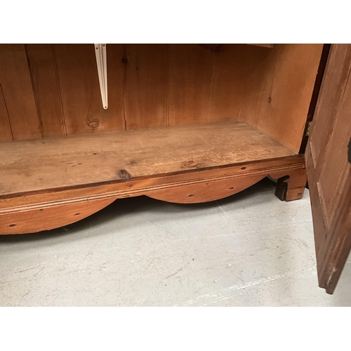 384 - VICTORIAN MAHOGANY KITCHEN CHIFFONIER WITH 2 GLASS DOORS TO TOP OVER CENTRAL DRAWER OVER 2 PANEL DOO... 