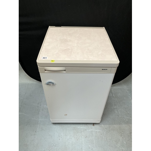 401 - BOSCH UPRIGHT FRIDGE