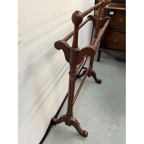 403 - VICTORIAN MAHOGANY TOWEL RAIL