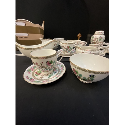 438 - 2 BOXES OF CHINA TO INCLUDE QTY OF INDIAN TREE DESIGN DINNER WARE