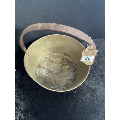 35 - VICTORIAN BRASS JAM PAN AND LARGE BRASS TRIVET - H 12