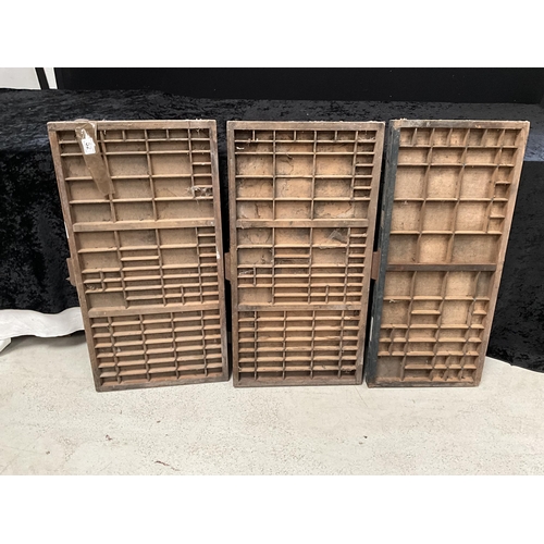 52 - 3 VINTAGE PRINTING TRAYS LARGEST 33 X 17