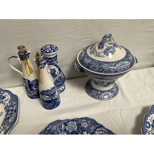 59 - 2 BOXES OF BLUE & WHITE CHINA TO INCLUDE SPODE ETC