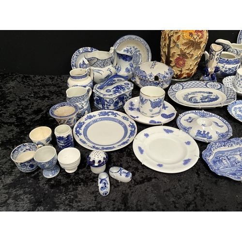 75 - BOX OF VICTORIAN AND LATER BLUE & WHITE CHINA ETC