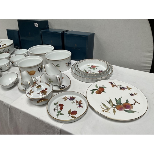 108 - 2 BOXES OF ROYAL WORCESTER EVESHAM PATTERN OVEN TO TABLE WARE BOXED CHINA (ALL BOXED)