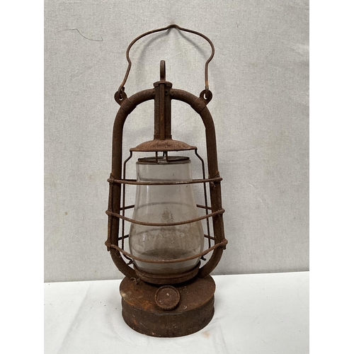 114 - SMALL VINTAGE MILK CHURN AND A HURRICANE LAMP