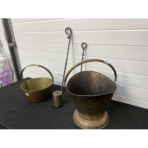 165 - VICTORIAN BRASS JAM PAN, BRASS COAL BUCKET ETC