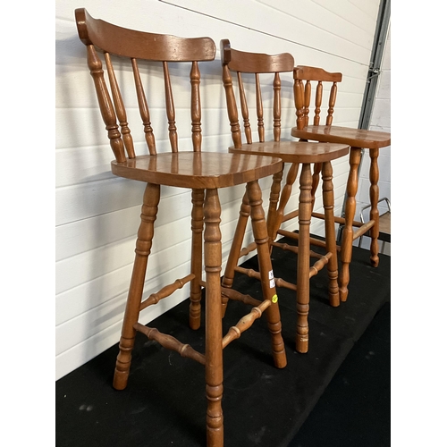 169 - 3 KITCHEN HIGH STOOLS