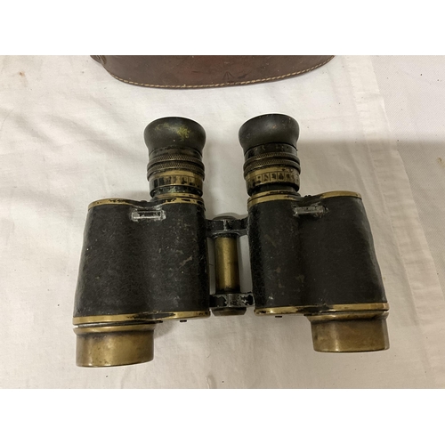 203 - HUNSICKER & ALEXIS PARIS MILITARY BINOCULARS IN LEATHER CASE - IMPRESSED CROWS FOOT MARK