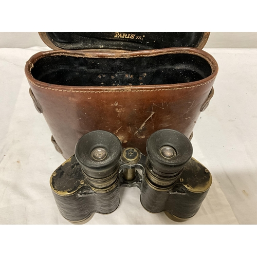 203 - HUNSICKER & ALEXIS PARIS MILITARY BINOCULARS IN LEATHER CASE - IMPRESSED CROWS FOOT MARK