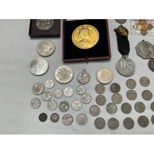 245 - LARGE QTY OF CASED COMMEMORATIVE COINS, 1902 CORONATION MEDAL 2 FESTIVAL OF BRITAIN 1951 COINS ETC