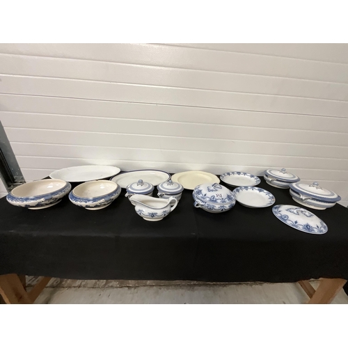 312 - BOX OF VICTORIAN BLUE & WHITE DINNERWARE