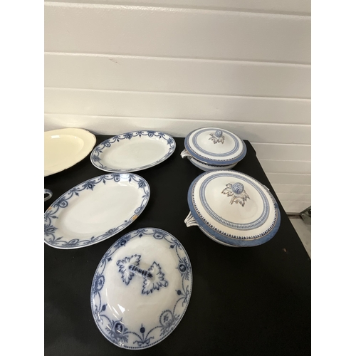 312 - BOX OF VICTORIAN BLUE & WHITE DINNERWARE