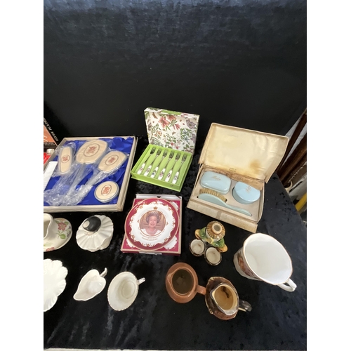 313 - BOX OF CHINA AND BOXED CUTLERY ETC