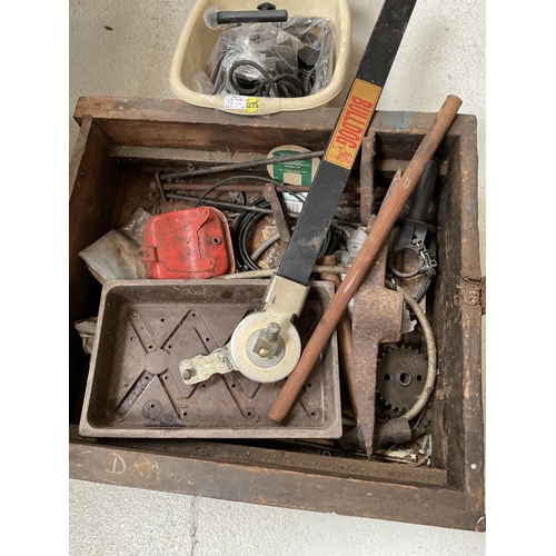 478 - QTY OF HARDWARE TOOLS CLAMPS ETC AND A ELECTRIC POWERED WINCH