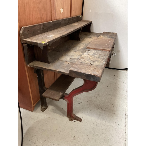 479 - LARGE WORK BENCH WITH HEAVY CAST IRON ENDS (ORIGINATES FROM GKN SANKEYS OF TELFORD)