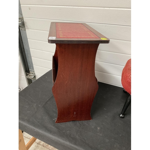 483 - REPRODUCTION MAHOGANY MAGAZINE RACK AND A 2 FOOTSTOOLS