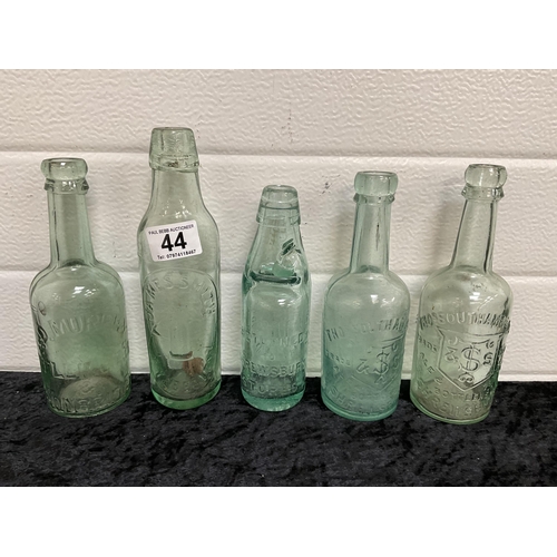 44 - BOX OF VICTORIAN ADVERTISING BOTTLES ETC