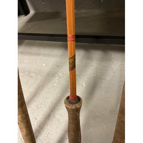 239 - 5 FISHING RODS TO INCLUDE 2 SPLIT CANE EXAMPLES