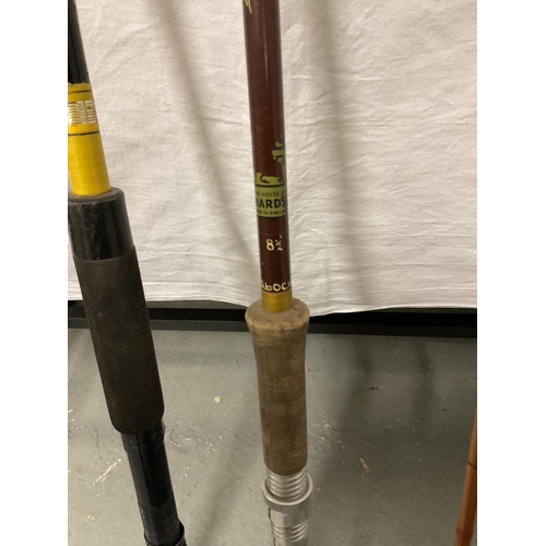 239 - 5 FISHING RODS TO INCLUDE 2 SPLIT CANE EXAMPLES