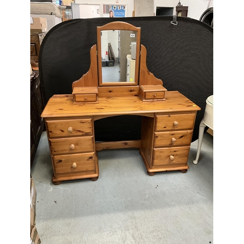 424 - MODERN PINE KNEEHOLE TWIN PEDESTAL 6 DRAWER DRESSING TABLE COMPLETE WITH MIRROR AND JEWELLERY DRAWER... 