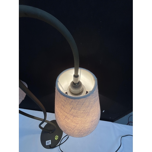 357 - METAL 2 BRANCH TABLE LAMP (186) H30