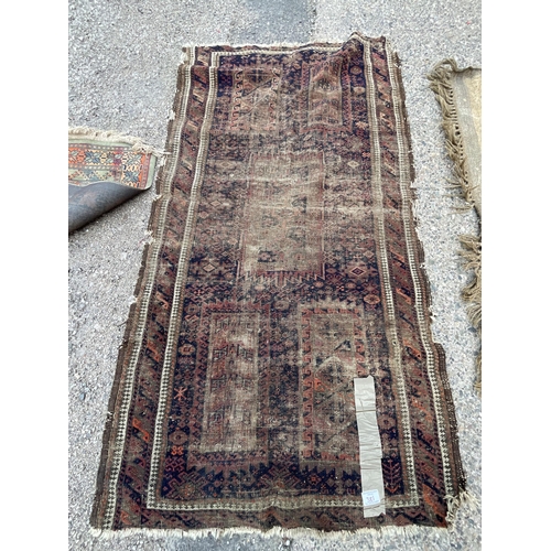 381 - 5 VINTAGE CARPETS A/F - LARGEST 80