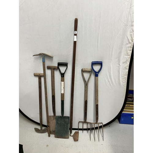 3 - QTY OF VINTAGE GARDEN TOOLS