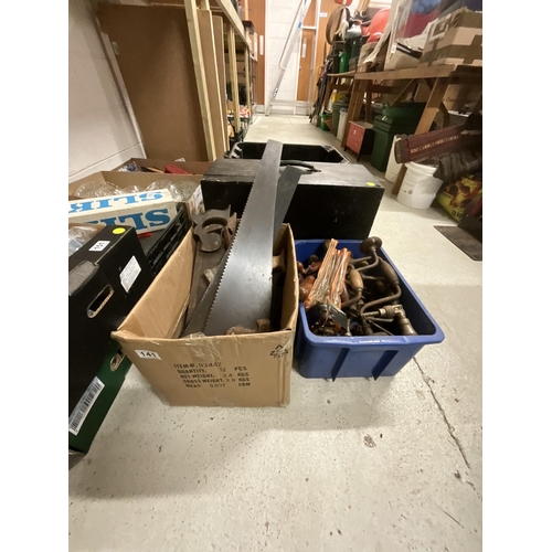 141 - CARPENTERS TOOL BOX AND 3 CRATES OF VICTORIAN AND LATER TOOLS TO INCLUDE PLANES ETC