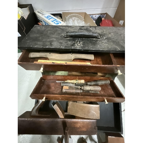 141 - CARPENTERS TOOL BOX AND 3 CRATES OF VICTORIAN AND LATER TOOLS TO INCLUDE PLANES ETC