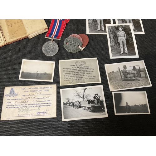 180 - QTY OF MILITARY ITEMS TO INCLUDE PICTURES, SERVICE BOOK, DOG TAGS AND MEDAL