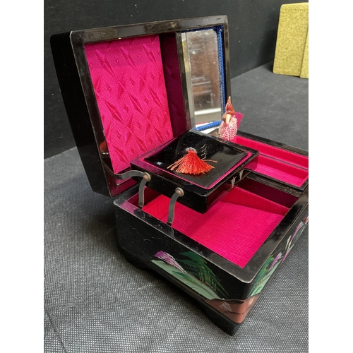 221 - MUSICAL JEWELLERY BOX H4