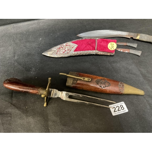 228 - 2 ORIENTAL KNIVES L13