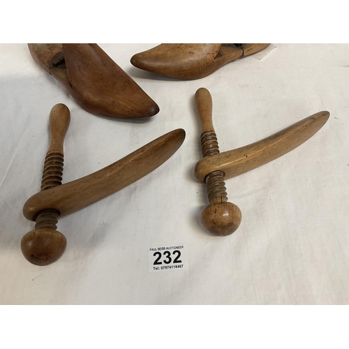 232 - 2 SHOE STRETCHERS ETC - WORMED