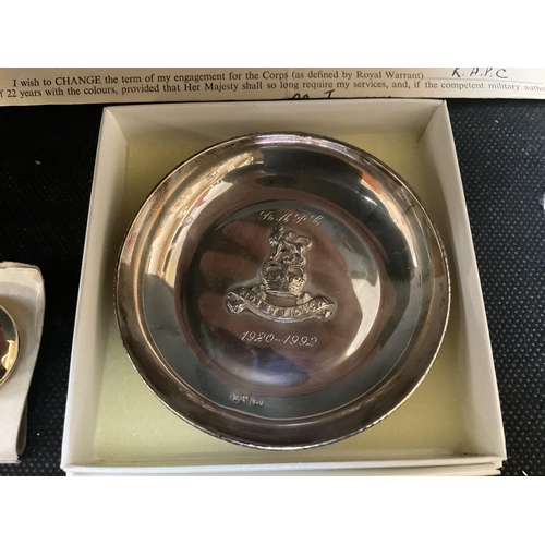 236 - QTY OF MILITARY BUTTONS AND A SILVER MILITARY DISH