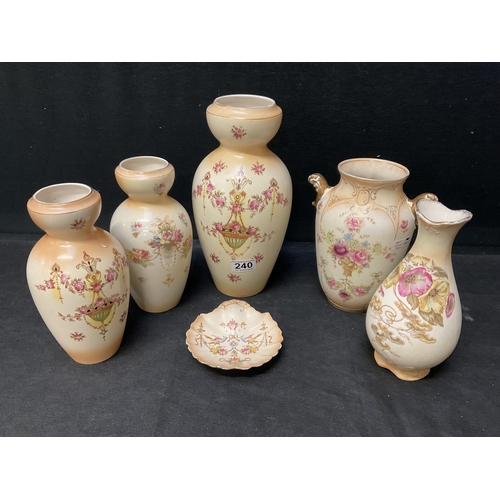 240 - QTY OF CROWN DEVON VASES - TALLEST H12