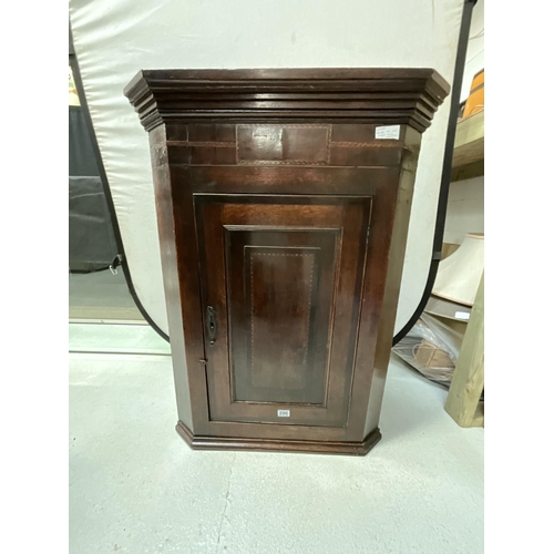 296 - EARLY GEORGIAN OAK CORNER CUPBOARD H42